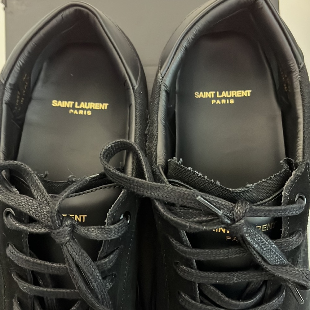 Saint Laurent Distressed Logo Sneaker 11/44 - Picture 4 of 8